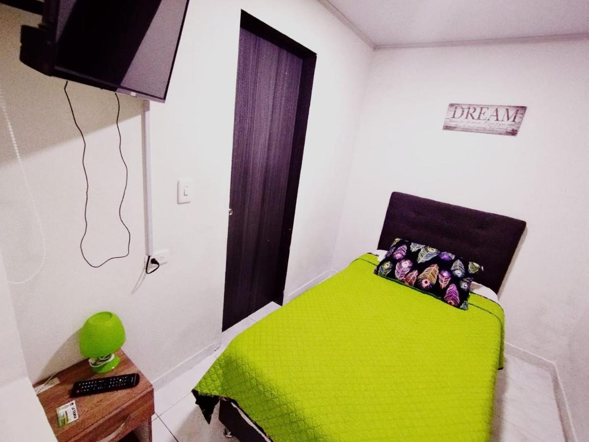 Aloha Hostel Bogotá Eksteriør bilde